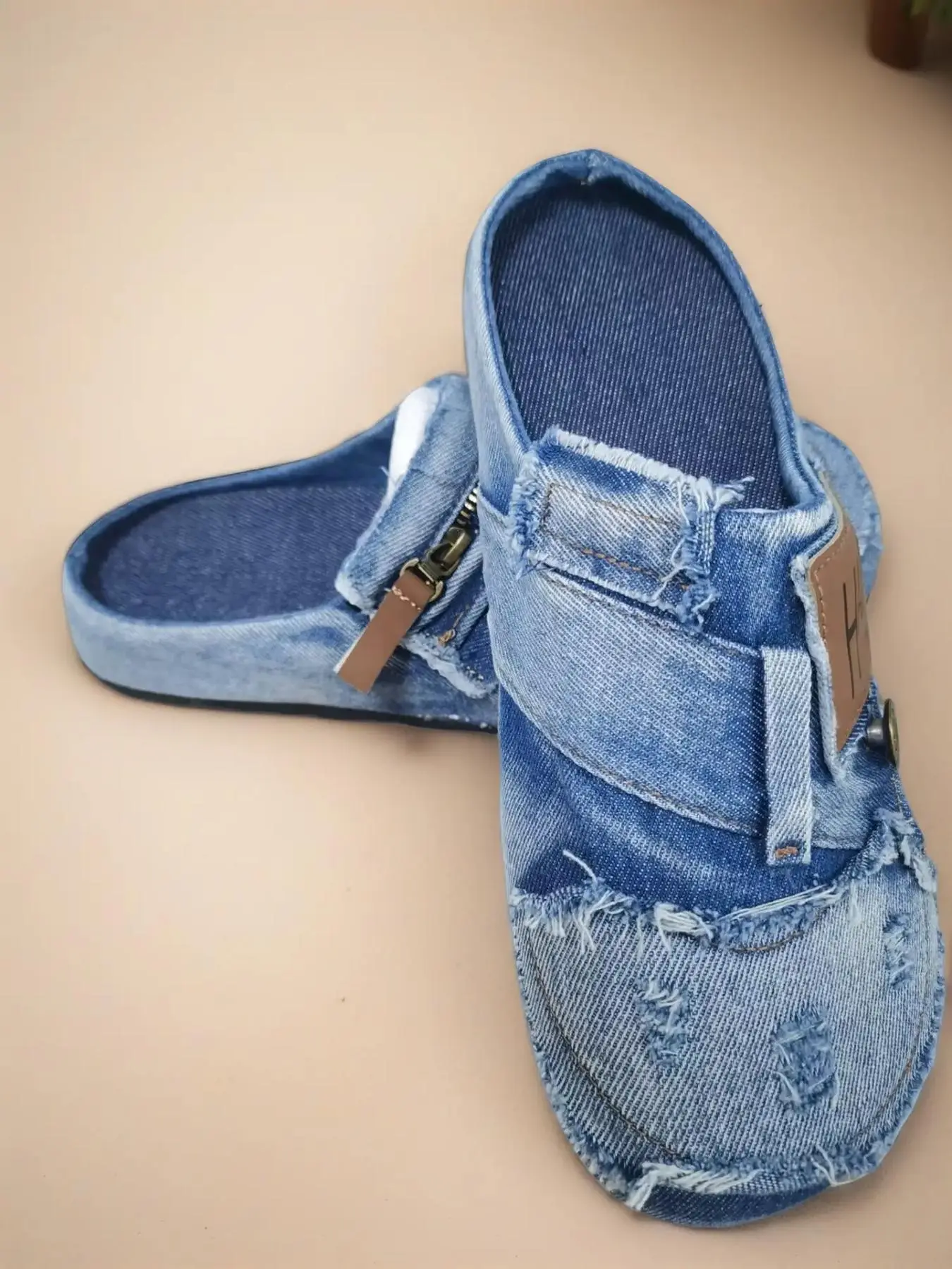 New Hole Design Trendy Men's Shoes, Versatile Sports Slippers for Daily Use, Retro Style Denim Sandals with Toe Caps, Comfortable Half Slippers, Walking Shoes, Summer Sandal, Stylish Summer Footwear, Affordable Sandals, Casual Sandals