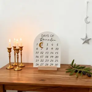 2D Flat, Ramadan Countdown Calendar with Magnetic Crescent Moon - Arabic/English Islamic Calendar for daily Ramadan Tracker, Table Decor Suitable for Home, Mosque, Islamic Centers - Ramadan Gifts & Decoration, Religious Decor