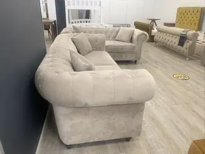 3 + 2 Chesterfield Sofa Set1