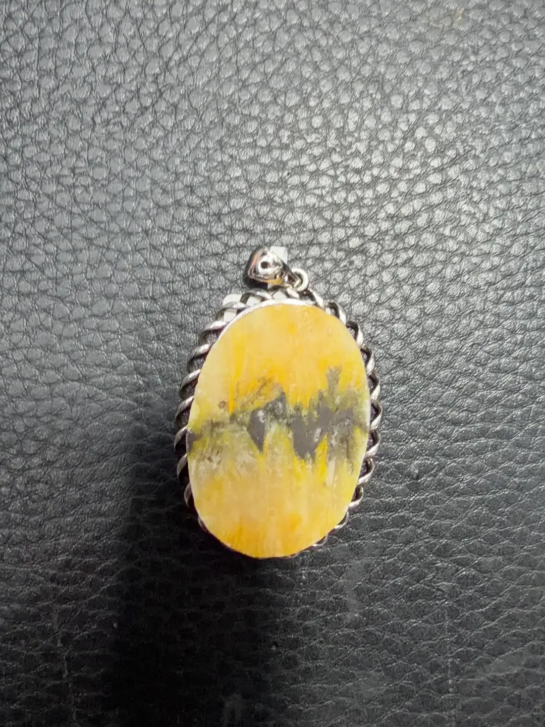 Wen(20654)gc.Bumblebee Jasper pendant