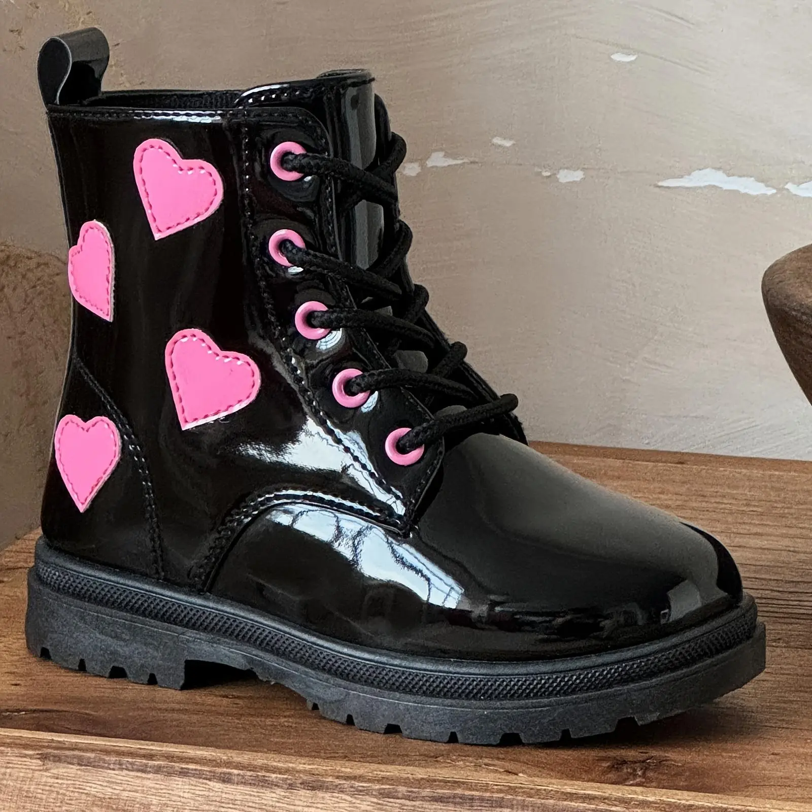Girls’ hiking boots, kids’ boots, outdoor boots, boys’ short boots, girls’ riding boots, mountaineering boots, camping boots
