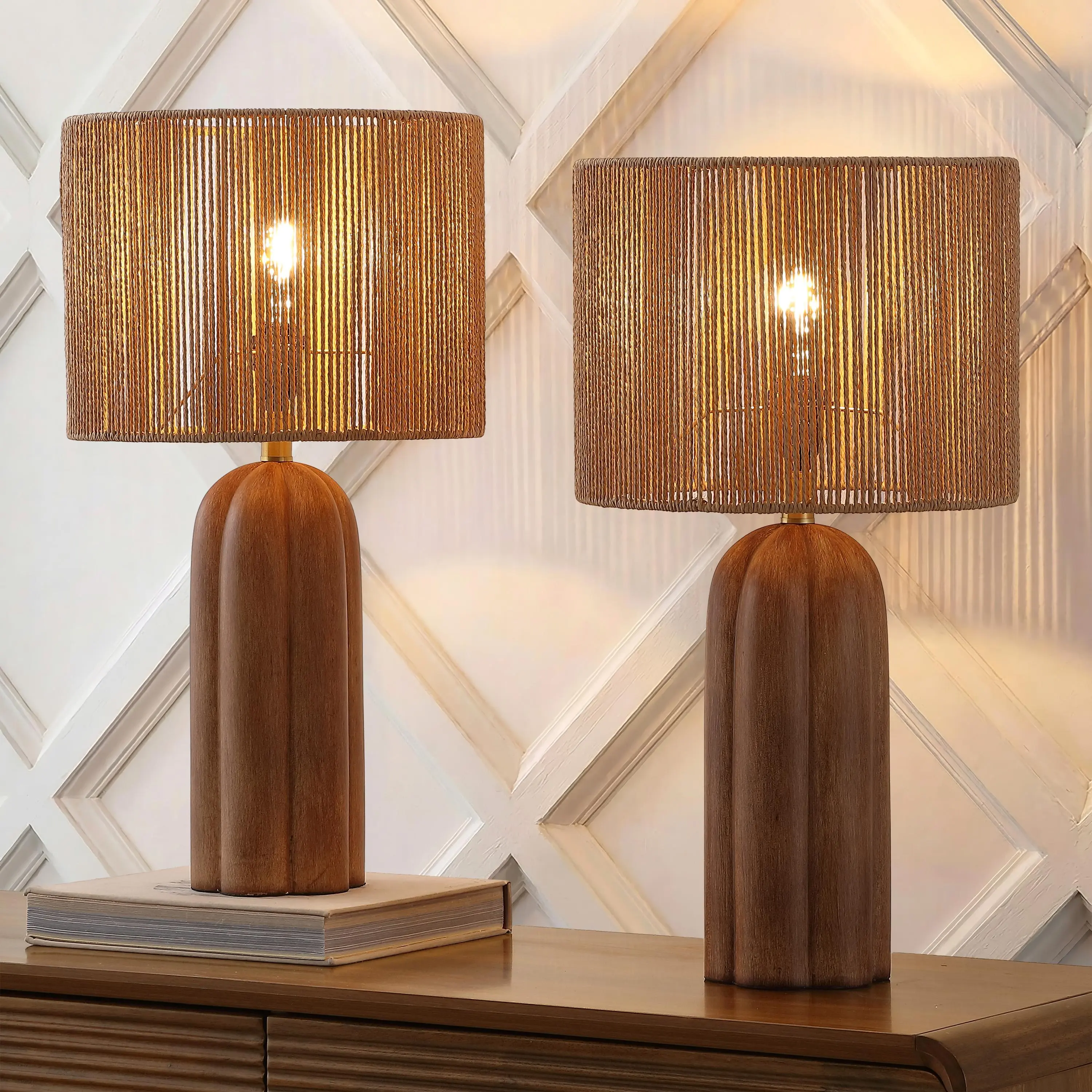 JONATHAN Y Hazel Table Lamp 24" Resin, Set of 2 | Bohemian Coastal Fluted Scalloped Cylinder Design, Hand-Woven Rattan Look Drum Shade, Brass Gold Metal, LED Bulbs Included