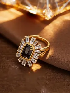 A retro and luxurious black diamond square diamond ring, suitable for daily commuting, vacation and dating, and is also a surprising and exquisite small gift, Diamond Halo Ring