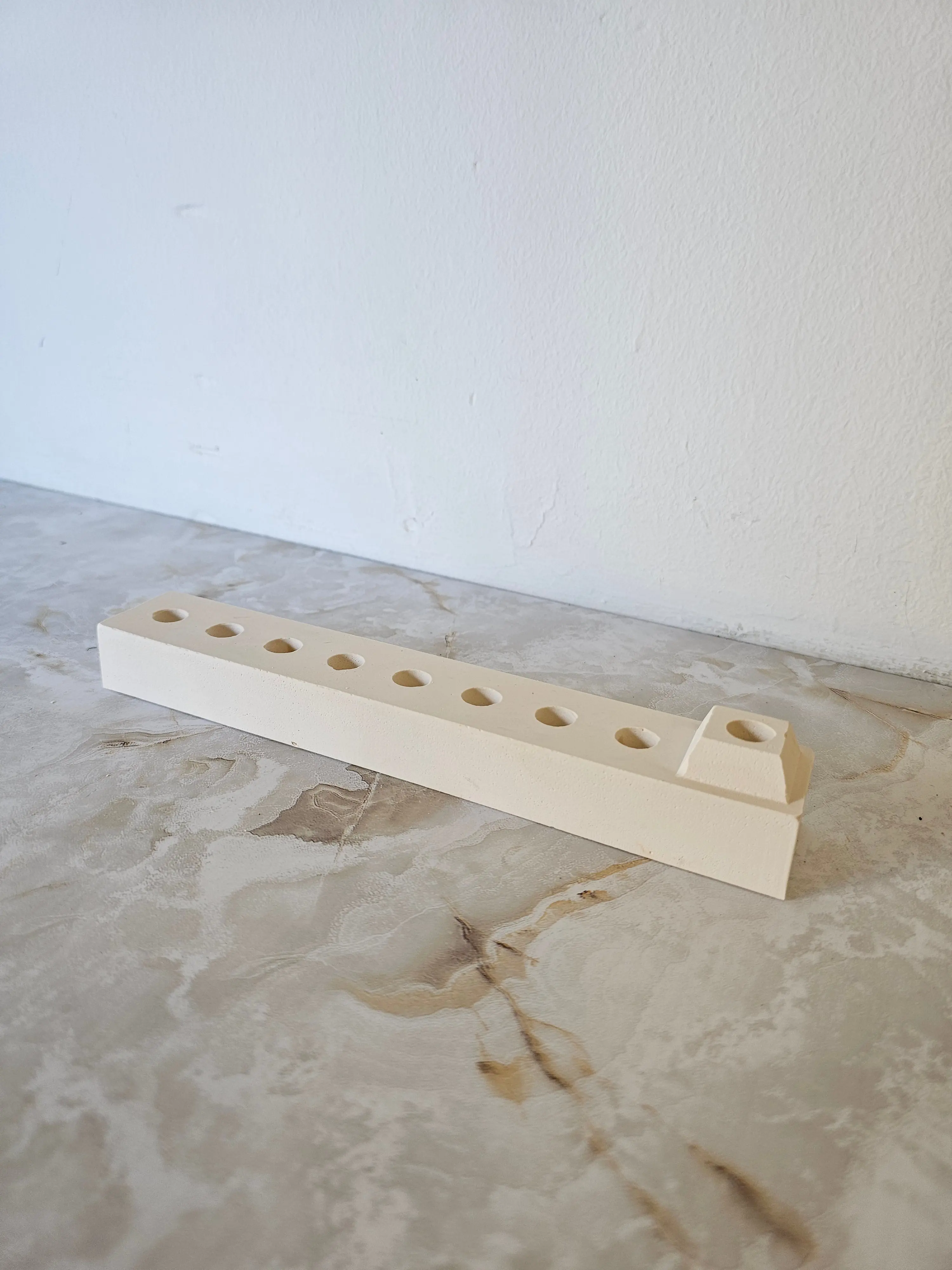 Minimalist Linear Hanukkah/Chanukah Menorah – Concrete Look