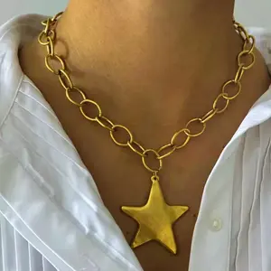 NUARIE Short Geometric Star Pendant Necklace - Gold-Plated Stainless Steel Alloy Chain, Minimalist Dainty Layering, Everyday Elegant Hypoallergenic Jewelry, Modern Versatile Fashion Accessory (Geometric Star, Gold Chain), Geometric Star Necklaces