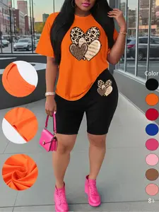 Women's New Summer Short Sleeve and Shorts Set, Stylish Heart Print Pattern Workout Sportswear, Comfortable Casual Outdoor Activewear Clothing for All Seasons