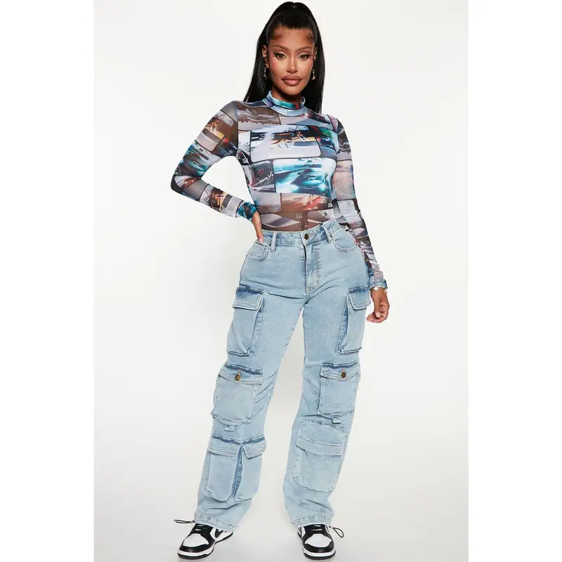 Fairfax High Rise Stretch Cargo Jeans - Light Wash