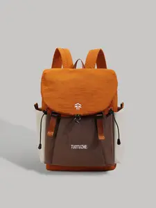 Minimalist backpack with contrasting colors, casual and versatile, lightweight hiking, multi-functional waterproof outdoor, student, computer bag, Water Resistant Bookbag, Casual Nylon Backpack, suitable for daily commuting, hiking