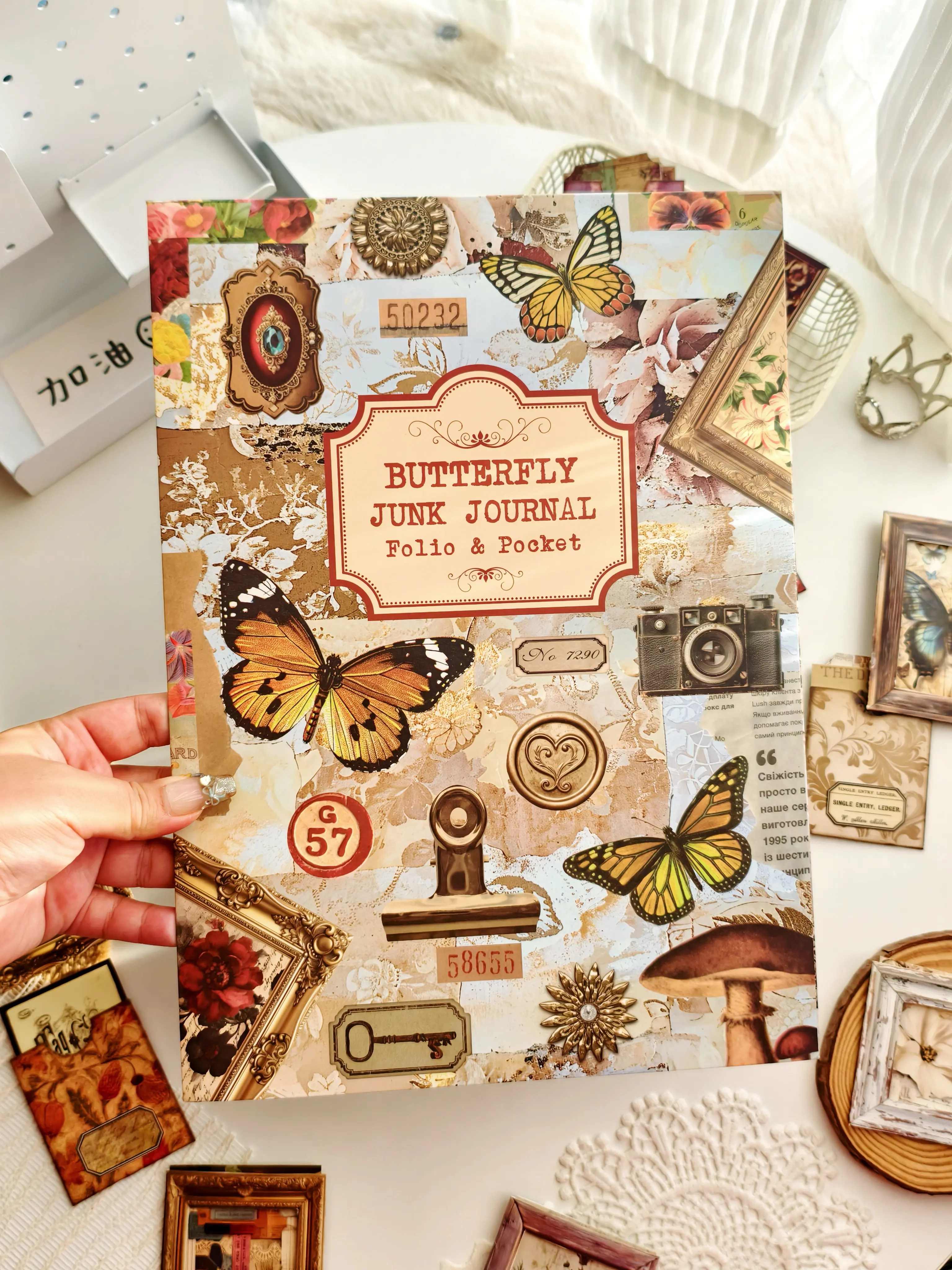 PRSTINCOL DIY Die-Cut Butterfly Junk Journal Craft Kit - 3 Books, 10 Pockets, Vintage Ephemera for Scrapbooking, Valentine's Crafts, Die-Cut Craft Kits