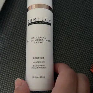 Product Review of DRMTLGY Universal Tinted Moisturizer SPF 46 - 1.7 fl oz Hydrate Skincare Hydrate Skincare Sunscreen Hyaluronic from K**y M**4