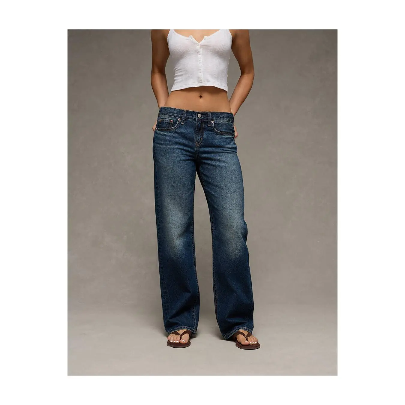 AE Low-Rise Classic Straight Jean