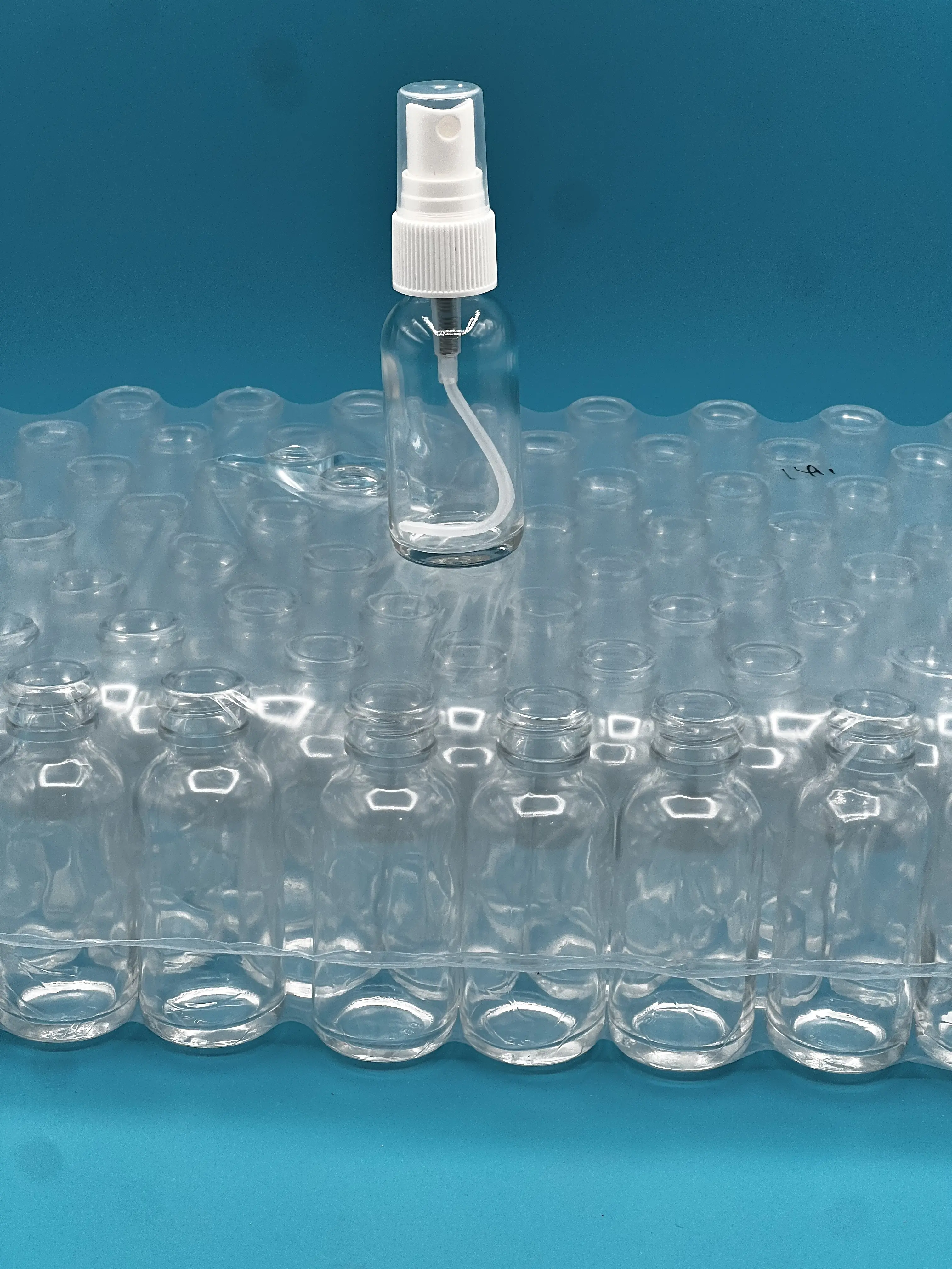 Eco-Friendly 1 oz Round Glass Storage Bottles - 108 Count with Screw Tops, Caps & Organizer Tin, Maintains Freshness Jars for DIY Projects, Home Storage, Maintains Freshness Storage Bottles & Jars