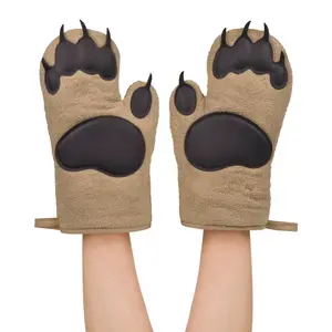 Fred Bear Genuine Grizzly-Size Oven Mitts - Funny Heat-Resistant Cotton Gloves with Silicone Pads - Insulated for Safe Cooking - Perfect Christmas Gift for Dads & Cooks - Bakeware
