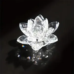 Artificial Crystal Lotus Statue Decoration, Exquisite Lotus Ornament, Sparkling Lotus Decoration, Crystal Carvings, Home Decor, Crystal Decorative Ornaments for Wedding, Anniversary, and Special Occasions