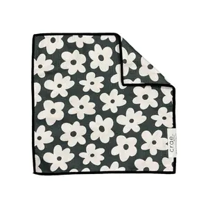 Lulus: Double-Sided Washcloth Lulus: Double-Sided Washcloth