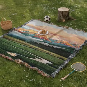 Multi Purpose Picnic Mat, Outdoor Picnic Blanket, Yarn Woven with Tassel, Golden Summit Pattern, Soft and Breathable, Suitable for Travel Camping Lawns, Indoor Bohemian Decoration, Machine Washed, Used As Bed Blanket Sofa Towel Tablecloth Tapestry