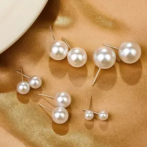 New Imitation Pearl Earrings Trend French Retro Studs Elegant Autumn Winter Gentle