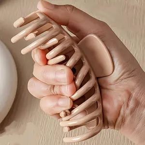 【TikTokShopBlackFriday Free Shipping 】（Buy one, get one free）Soft Silicone Hair Claw Clips for Women • Non-Slip Grip • Perfect for Parties •Retro Minimalist Design, Dates & Date Night Accessories • Nonslip Grip Clips• Everyday Hairstyles • Cute Hair Clips