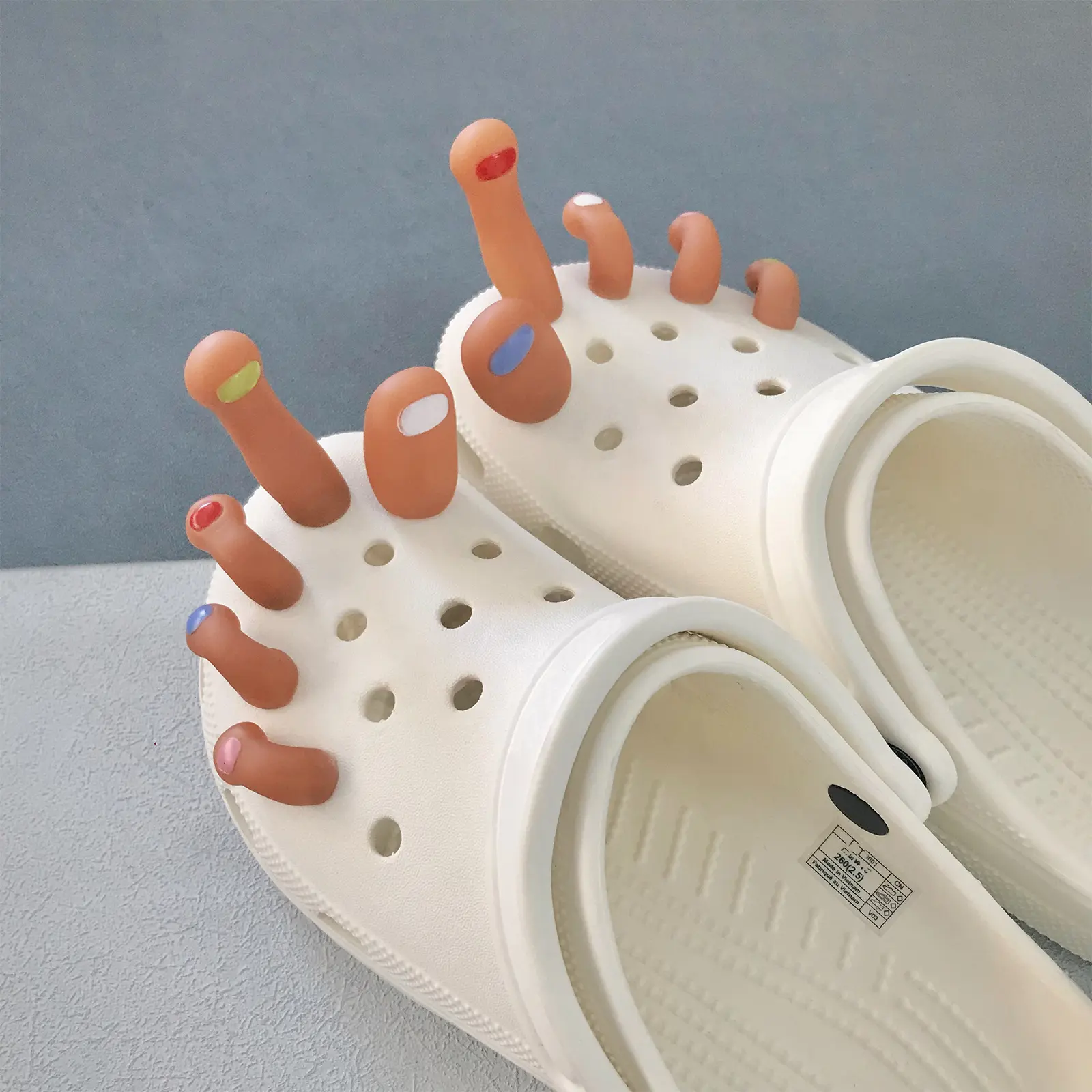 Funny 3D Toe-Themed Shoe Charms Fits Hole Shoes— Fun, Creative, and Detachable DIY Accessories for Clogs & Slippers