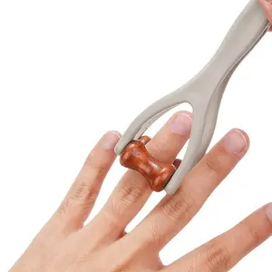 Hand Massage Roller Tool, Dual-Sided Hard Wood Massager, Ideal for Carpal Tunnel, Trigger Finger, Hand Fatigue, Daily Use
