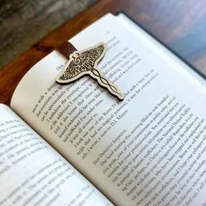 Wooden Magnetic Stingray Bookmark