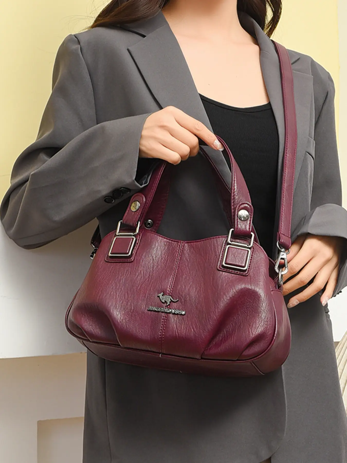 Ladies' handbags are simple, casual, and retro, suitable for daily commuting, shopping, and gift giving. They are versatile and practical, Pu Leather Handbag, Everyday Bag, Hobo Crossbody Bag, Daily Commute Bag, Fashionable Purse, Crossbody Shoulder Purse