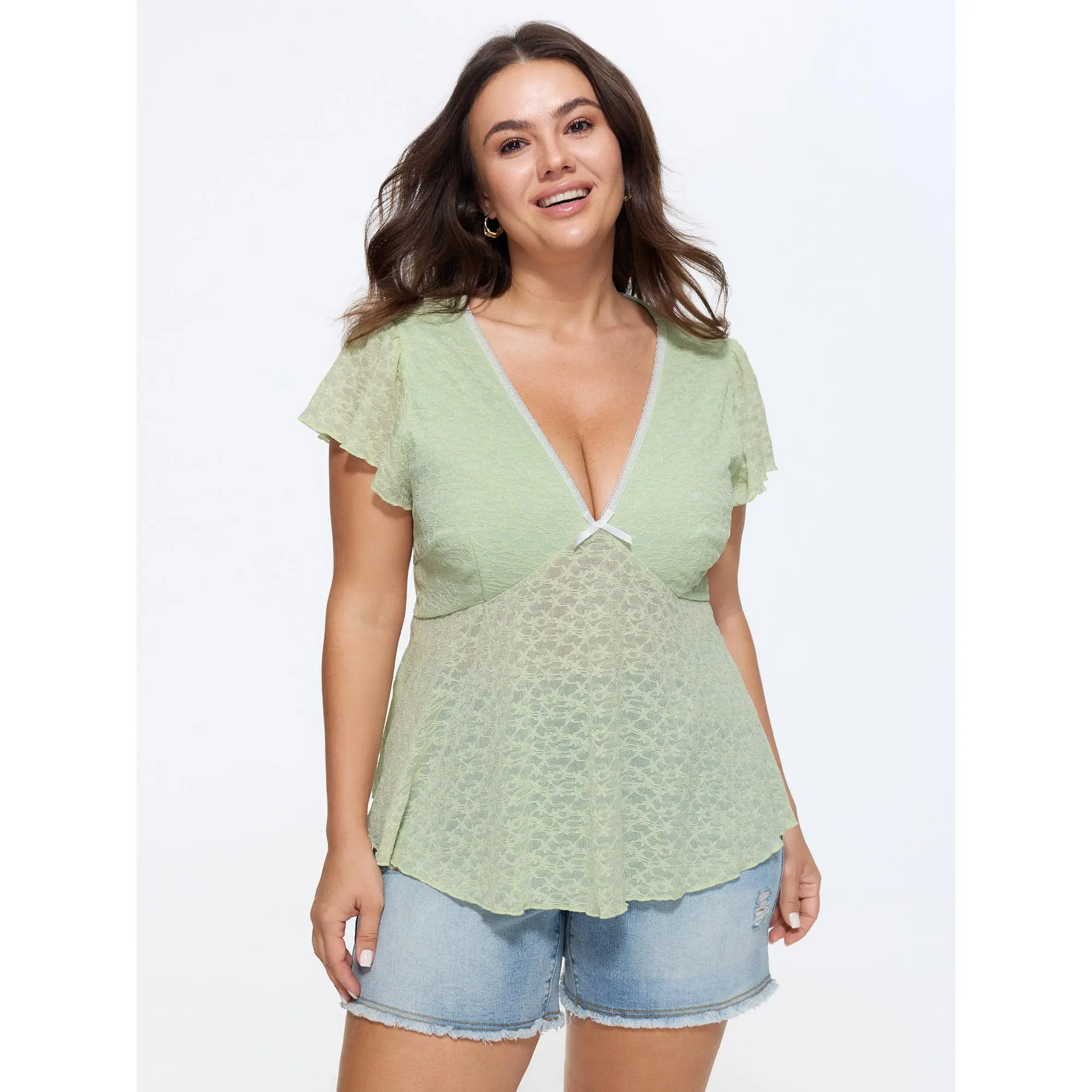 BloomChic Plus Size Stretchy Nylon Blouse, Basic Fit and Flare Cropped Style with Ruffle Cap Sleeves and Colorblock Collar