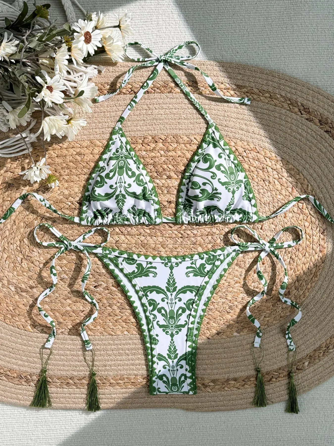 Two-piece Set Women's Green Paisley Print Contrast Binding Halter Triangle Bikini Set, Tie Back Backless Bikini Tops & Tie Side Tassel Decor Swim Bottom, Ladies Swimsuit, Bathing Suit Bikini, for Beach Holiday Vacation, Paisley Bikini Sets