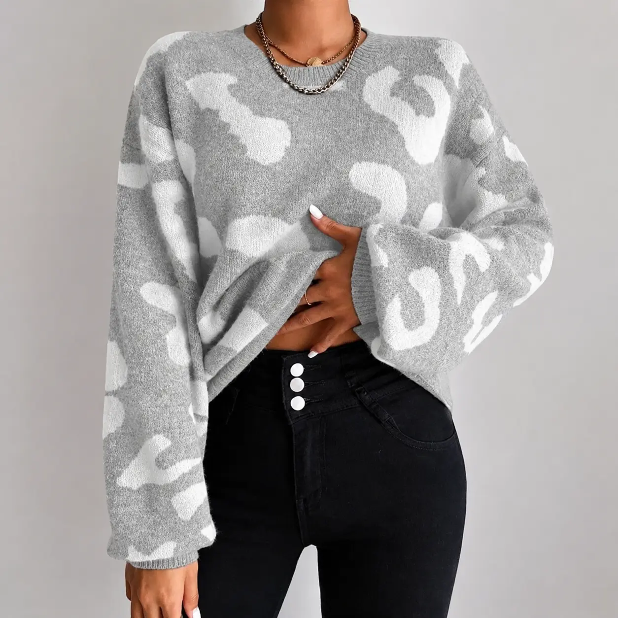Women's Oversized Grey Cloud Print Sweater Crewneck Long Sleeve Knit Pullover Y2K Aesthetic Casual Slouchy Jumper Tops Fall Winter Warm Cozy Outerwear Abstract Camo Sweaters for Ladies Teen Girls Soft Chunky Knitwear Streetwear Fashion Apparel
