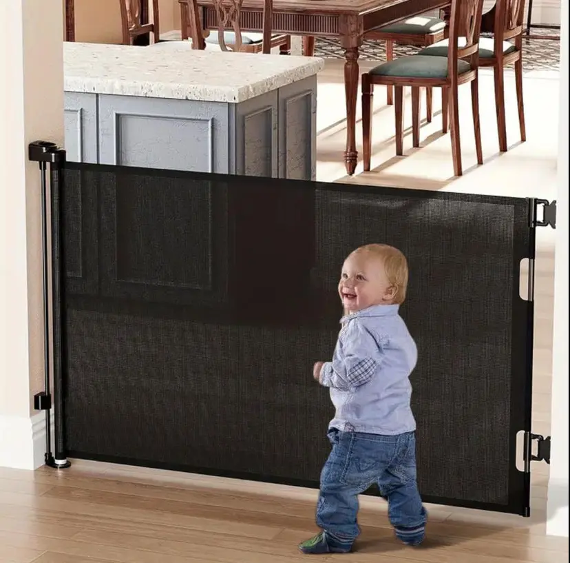 Retractable BABY/PET Gate Retractable BABY/PET Gate