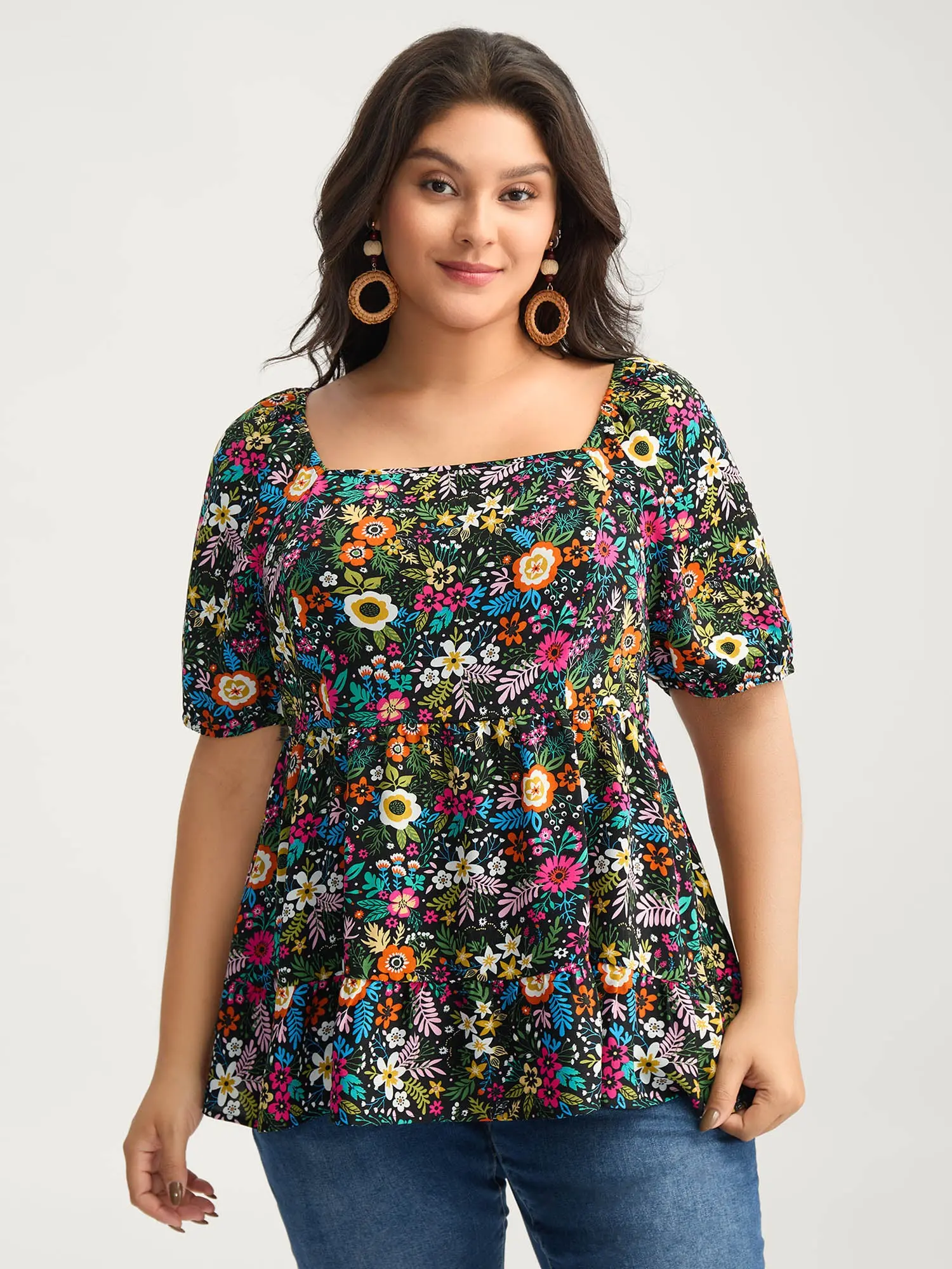 BloomChic Women's Curvy Plus Size Floral Print Square Neck Fitted Blouse - Short Sleeve, Lightweight Smooth Polyester Fabric,Square Neck Short Sleeve Boho Top, Casual Summer Travel, Neck-Lengthening, [M-6X] Curvy Plus Size Clothes 2026
