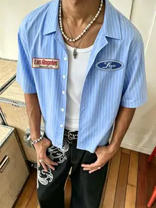 1 Pc Men's Blue Striped Cropped Short Sleeve Button-Down Shirt, "Los Angeles Brooklyn Live" Print Casual Crop Top For Streetwear & Daily Wear