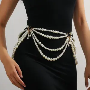 Vintage European and American jewelry with varying thicknesses, imitation pearls, multiple layers of tassels, waist chains of varying sizes, scattered bead belts, and body chains