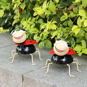 Metal Garden Art Decoration Outdoor Cute Ladybug Lawn Yard Decor Backyard Gift Set of 2 Pieces Garden Accessories