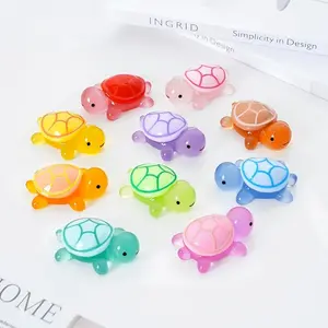 20pcs Random Color 3.2cm Glowing Turtle Mini Sea Turtle Decorations, DIY Handmade Craft, Desktop Car Hanging Ornament, Holiday Party Home Decoration
