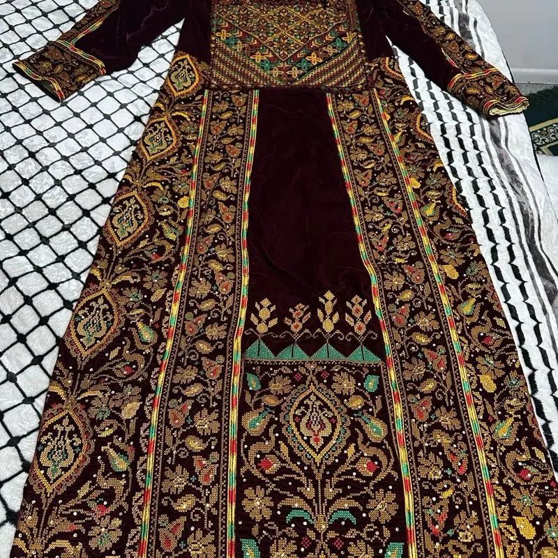 Palestinian Thoup - Traditional Design with Colorful Embellishments and Cultural Artistry