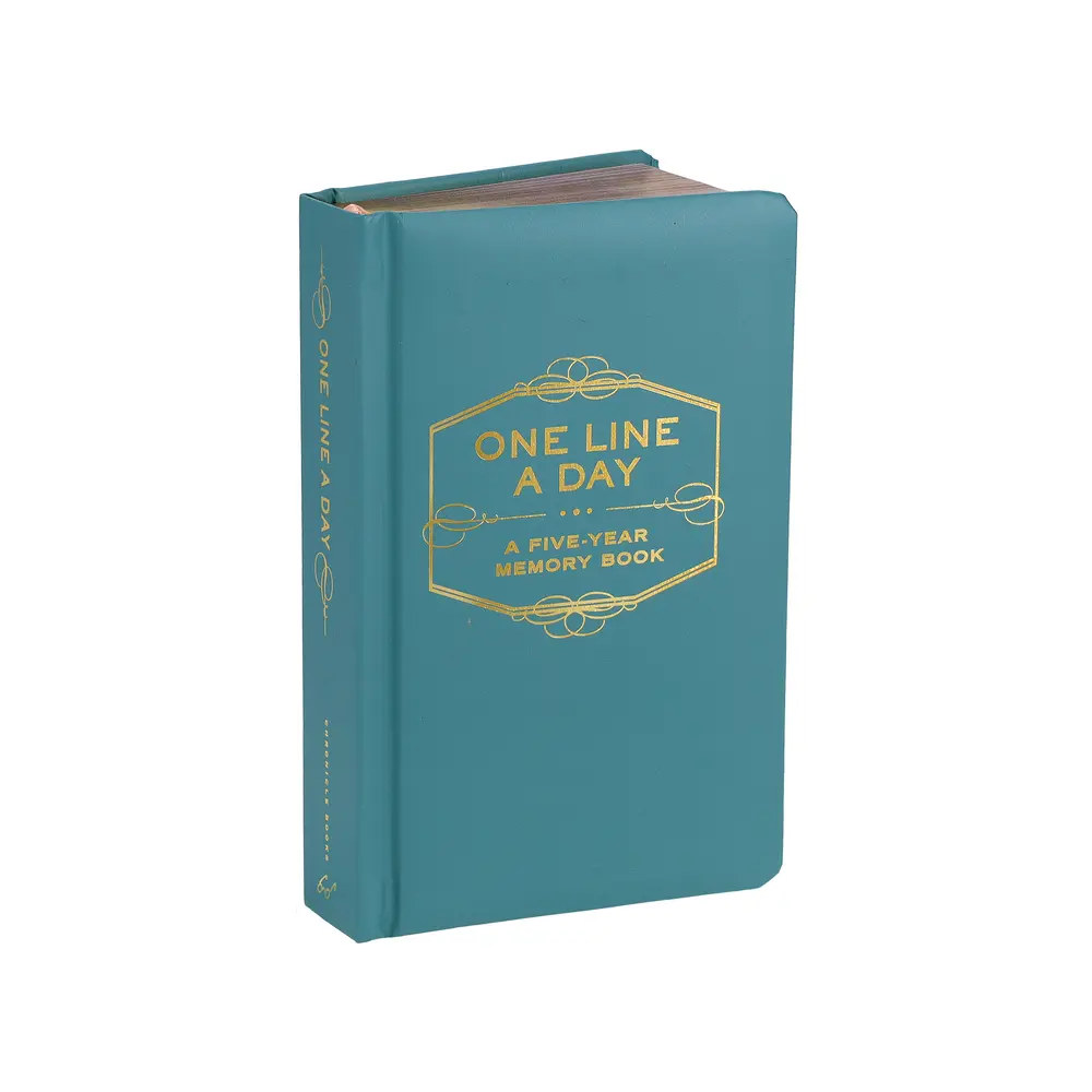 USED Book - One Line a Day: A Five-Year Memory Book by Chronicle Books (Hardcover) - english