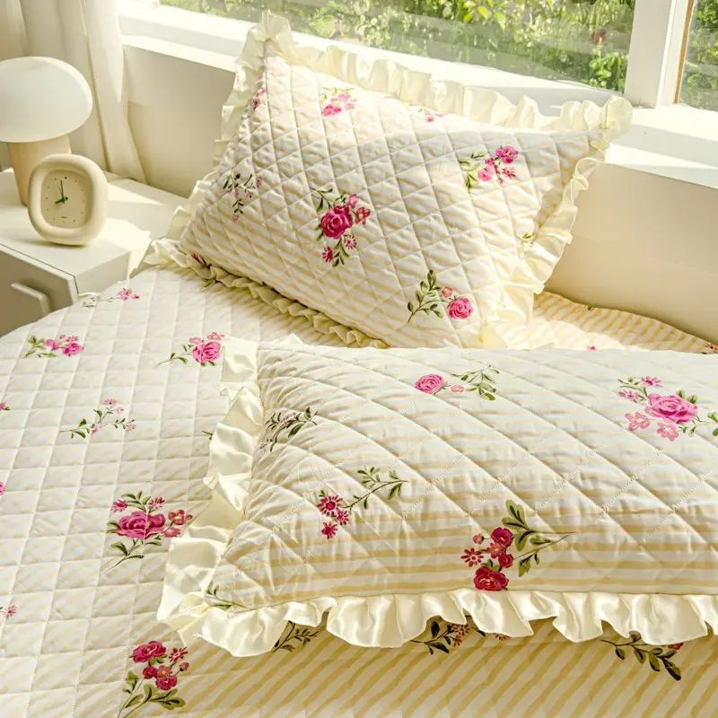 Two-Piece Pillowcase Set, Thickened Cotton-Lined Lace Pillowcases, Soft Breathable Polyester, Ideal for Comfortable Sleep, Home Decor, Lace Trim, Hotel Style Bedding, Bed Linens