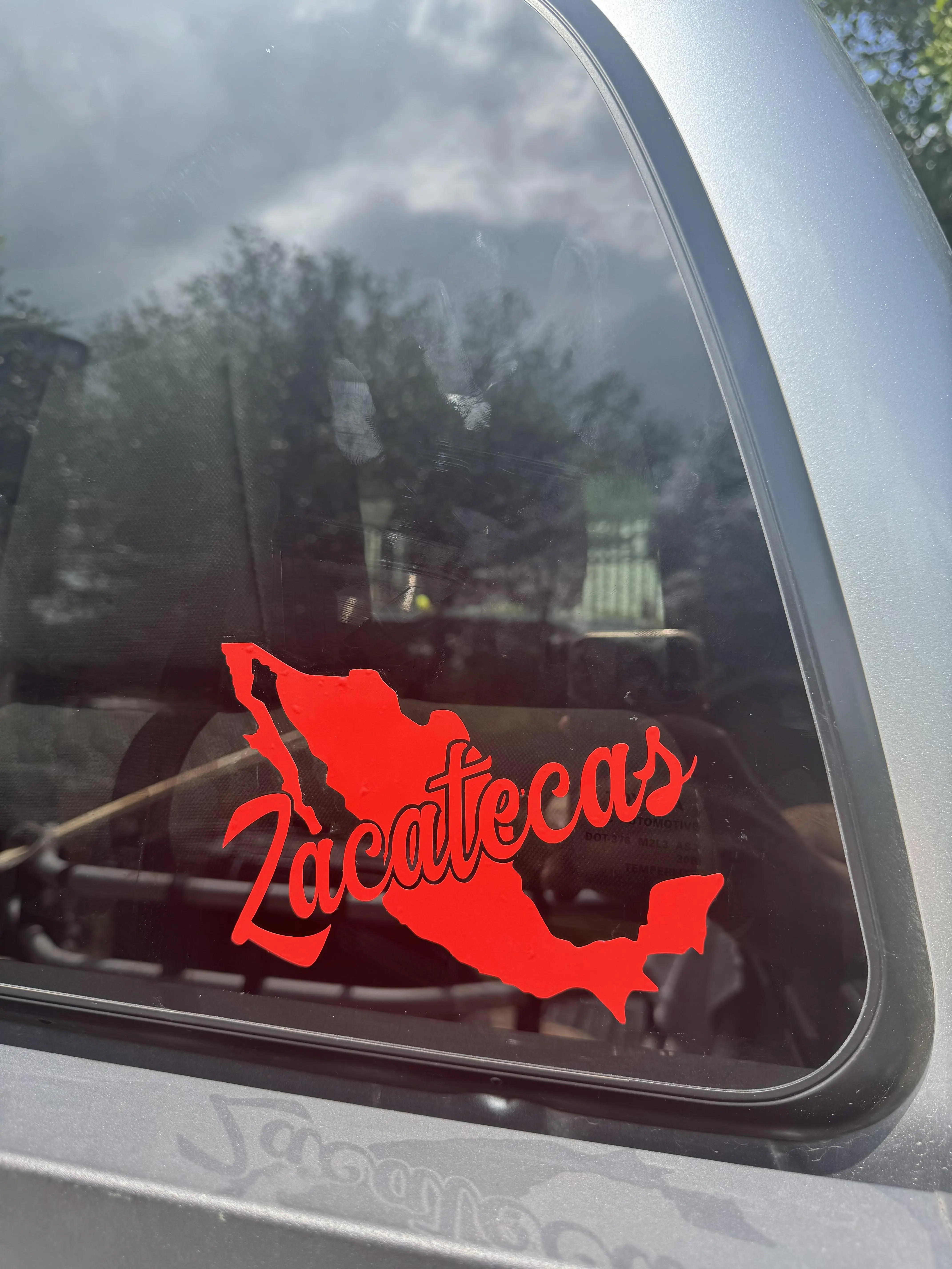 Mexico Outline with Highlighted Custom Middle State Vinyl Decal - Car Window Sticker - Weatherproof & Easy Application - Color Options Available, Vehicle Exterior Decoration, Car Decorations, Custom Decals Car Stickers