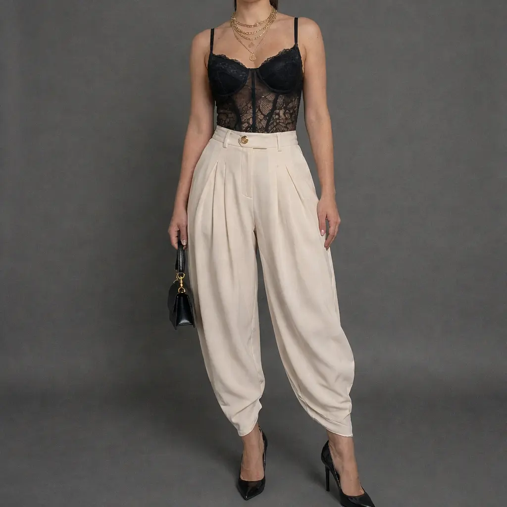 ChicCurve High Waisted Pleated Wide Leg Pants Women Aesthetic Design Accentuate Hip Curves Flowy Trousers Breathable Fabric Casual Chic Streetwear