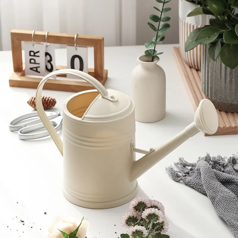 Succulent plant long-nosed watering can, plastic watering can, home gardening watering can, gardening supplies, Garden Accessories