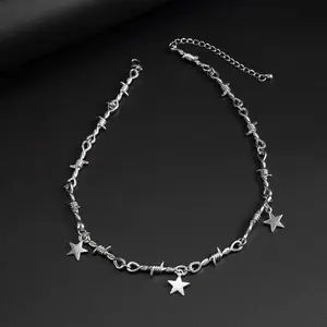 Retro niche thorn five-pointed star pendant necklace hip-hop street fashion design sense couple accessories