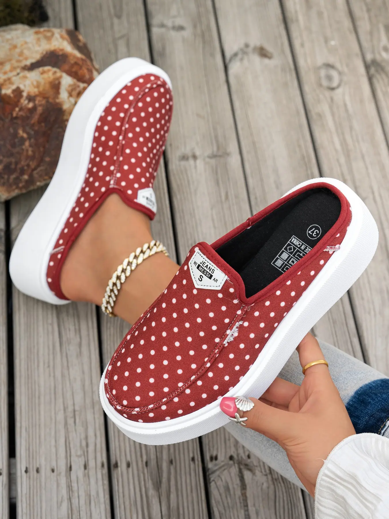 2026 Women’s new styles: brown, black, gray, green. pink, leopard print. colorful. milk-colored. black and white. thick-soled mules. large size, comfortable, casual, slip-on design. suitable for school/vacation Trendy Shoes.