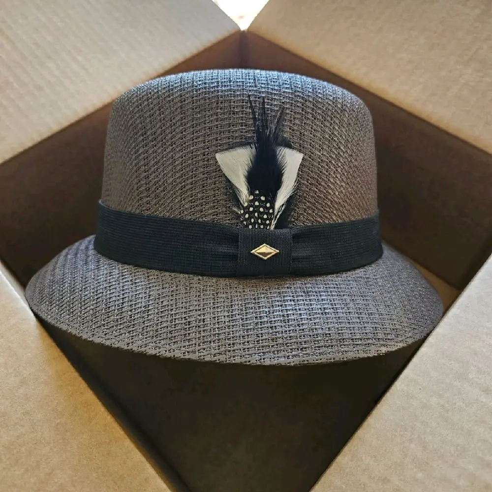 LowridingChicano Brown OG Lowrider Derby Hat with Handmade Flex Fit & Feather Accent for Special Occasions Comfortable & Versatile Accessory
