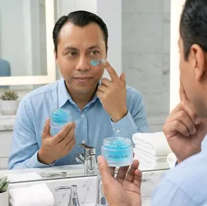 Indulge Soothing Eye Gel