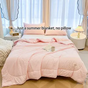 A fluffy, powder-white checkered summer quilt with a soft, plush texture. This lightweight summer quilt is perfect for summer bedrooms, offices, living rooms, and home use, Soft Lightweight Quilts