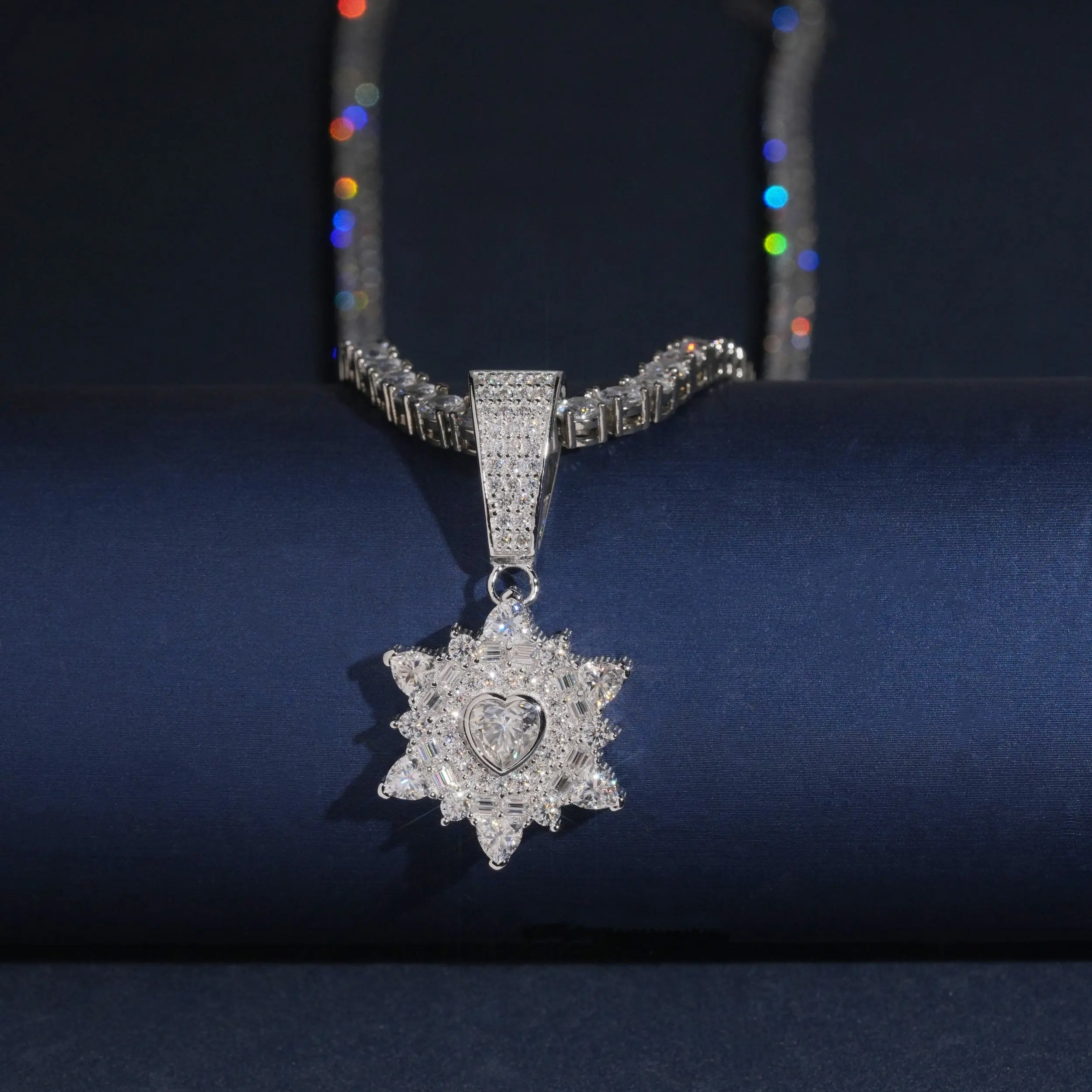 Snowflake Heart Pendant Lab Diamond – 14k Gold