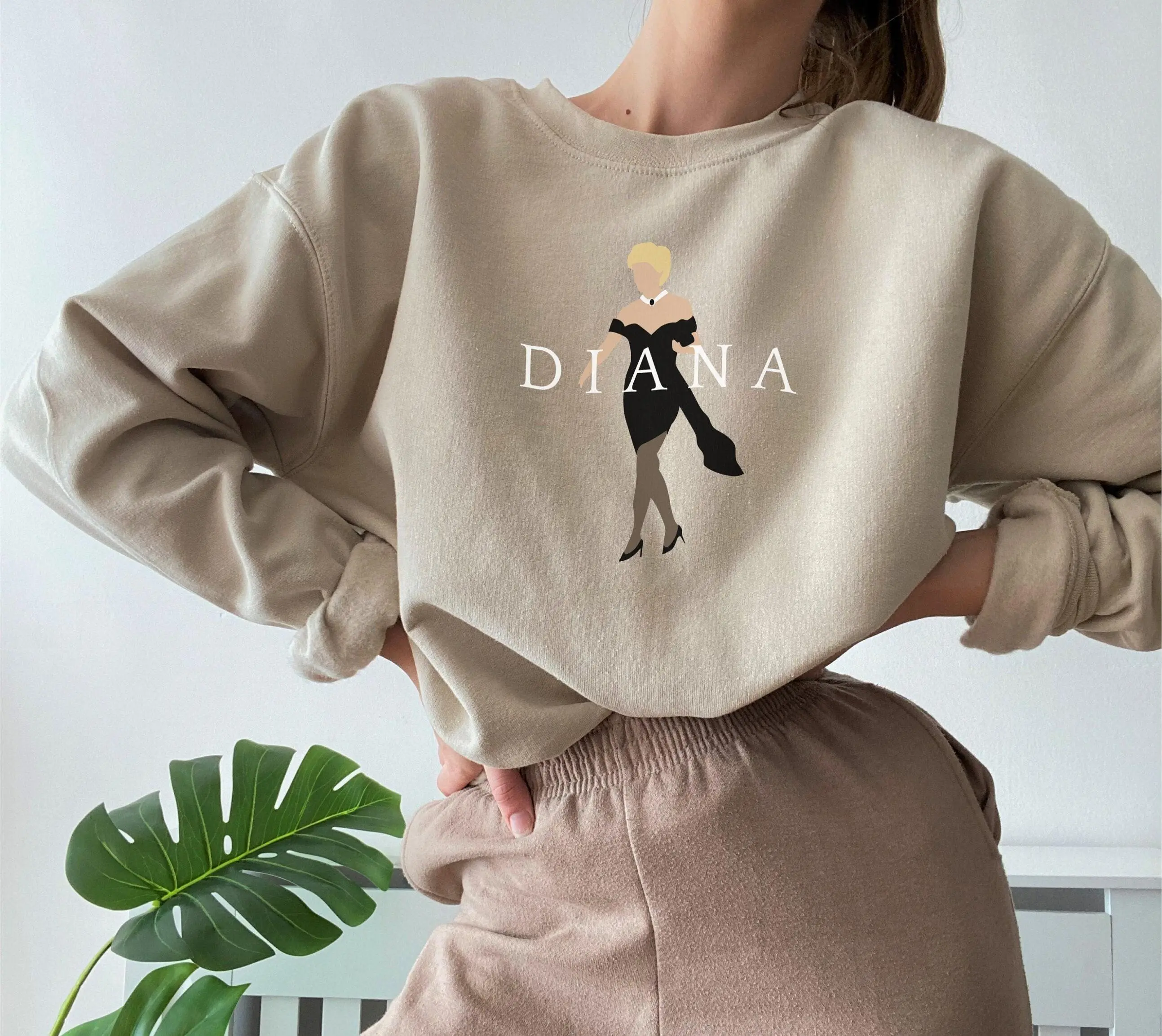 Women's Princess Diana 90s Graphic Sweatshirt - Arlene Garcia's Store Unisex Comfy Long Sleeve Ribbed Cotton Crewneck Fleece Knit Gildan 18500 Heavy Blend Hoodie with Pocket, Spandex Satin Style Fabric