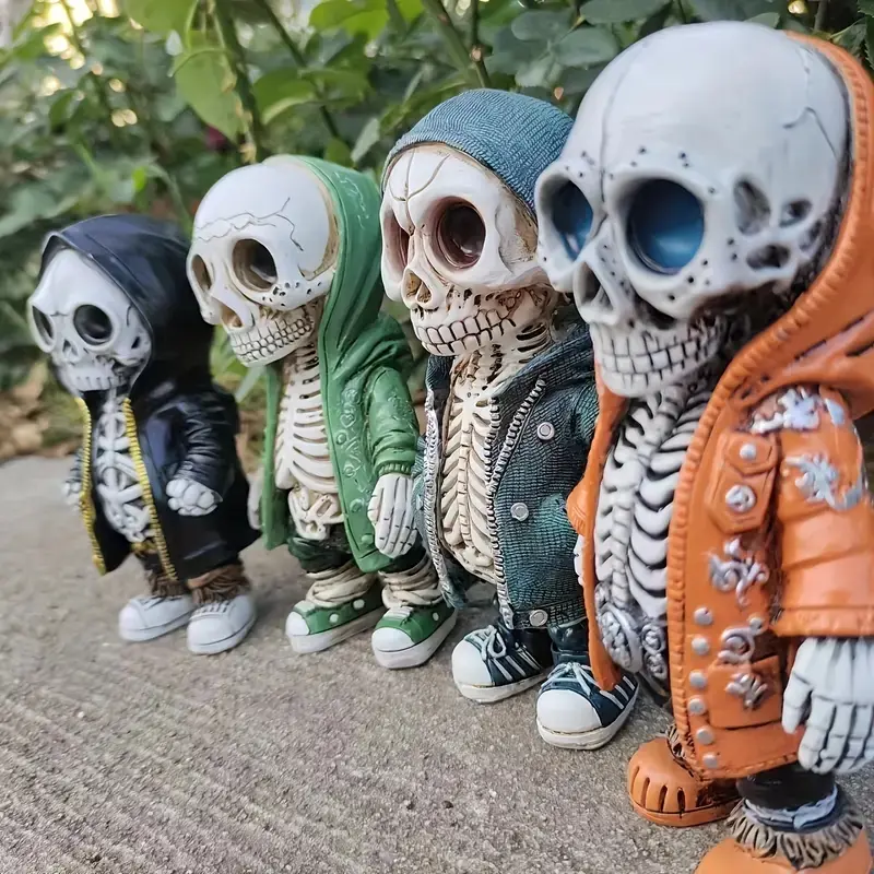 Spooky Halloween Skeleton Dolls, 2pcs Home Decor Sculptures, Decorative Piece, Perfect for Atmosphere Decorations and Ornaments, Ideal for Halloween Celebrations, Figurines