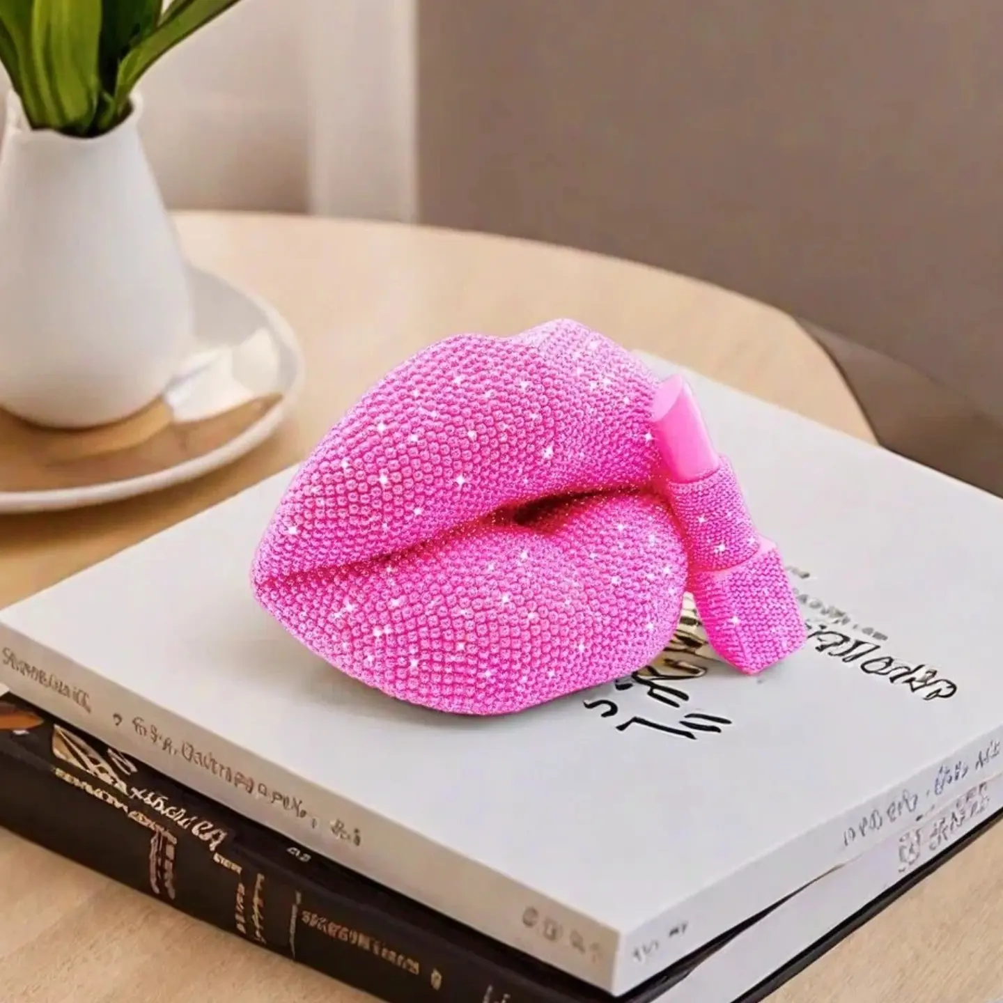 Love Kiss Lip Shape Lipstick Sculpture Statue, Decorative Figurines, Resin Craft, Indoor Outdoor Decor, Figure Decor, Decorative Piece, Perfect Gift for Mother's Day Valentine's Day